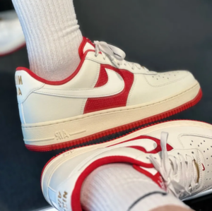 Giay Nike Air Force 1 '07 'University Red' FN7439-133