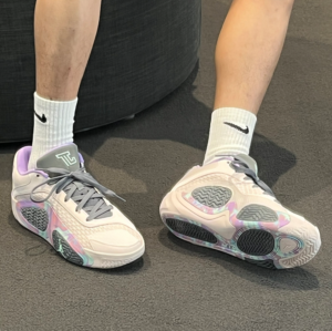 Giay Nike Tatum 2 'Sidewalk Chalk' FZ2203-600