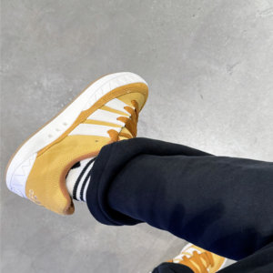 Giay Adidas Adimatic 'Oat Mesa' IF8797