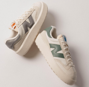 Giay New Balance 302 'White Green' CT302RO
