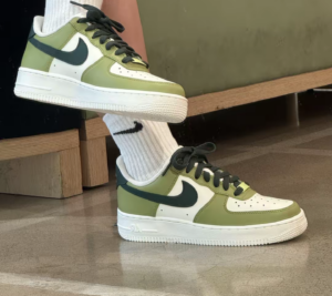 Giay Nike Air Force 1 '07 'Green Apple' HJ3484-331