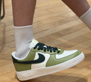 Giay Nike Air Force 1 '07 'Green Apple' HJ3484-331