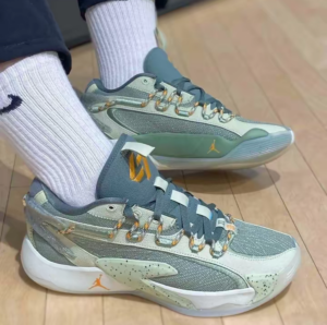 Giay Nike Air Jordan Luka 2 'Olive Aura' DX9013-308