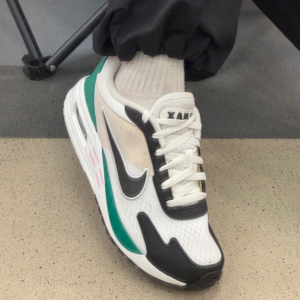 Giay Nike Air Max Solo 'Summit White Malachite' DX3666-102