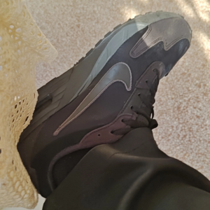 Giay Nike Air Max Solo 'Triple Black' DX3666-010