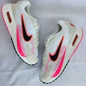 Giay Nike Air Max Solo 'White Pink Crimson' FN0784-102