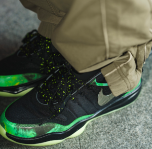 Giay Nike Air Zoom GT Hustle 2 'Victor Wembanyama' FZ7310-900