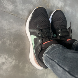 Giay Nike Air Zoom Vomero 16 'Black Mint Foam' DA7698-009