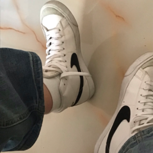 Giay Nike Blazer Mid '77 GS 'White Black' DA4086-100