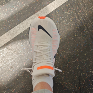 Giay Nike ZoomX Invincible 3 'Phantom Total Orange' DR2615-007