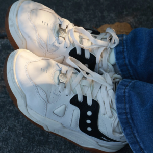 Giay Saucony Cross 90 'White Black' S79035-23