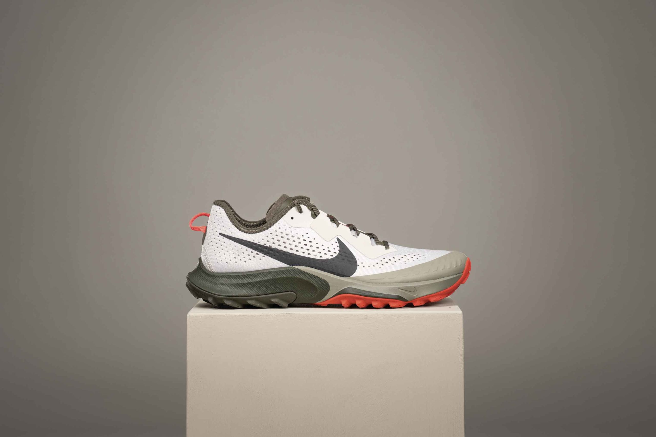 Hinh anh 11: 10 doi giay Hiking tot nhat nam 2024