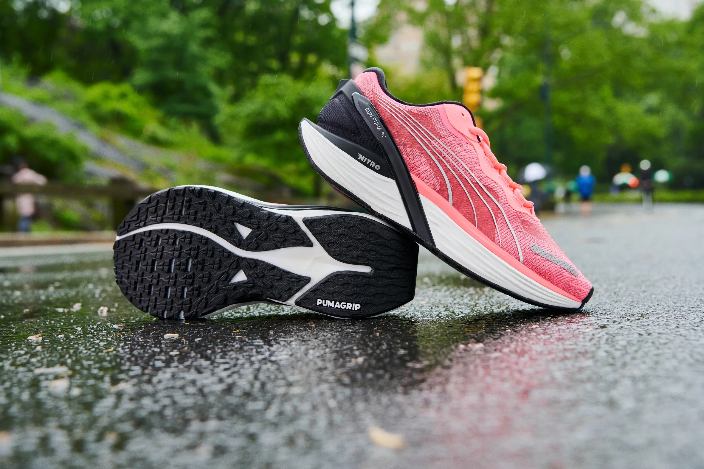 10 đôi giày chạy bộ chuyên dụng tốt nhất cho nam giới Hinh anh 9: 10 doi giay chay bo chuyen dung tot nhat cho nam gioi