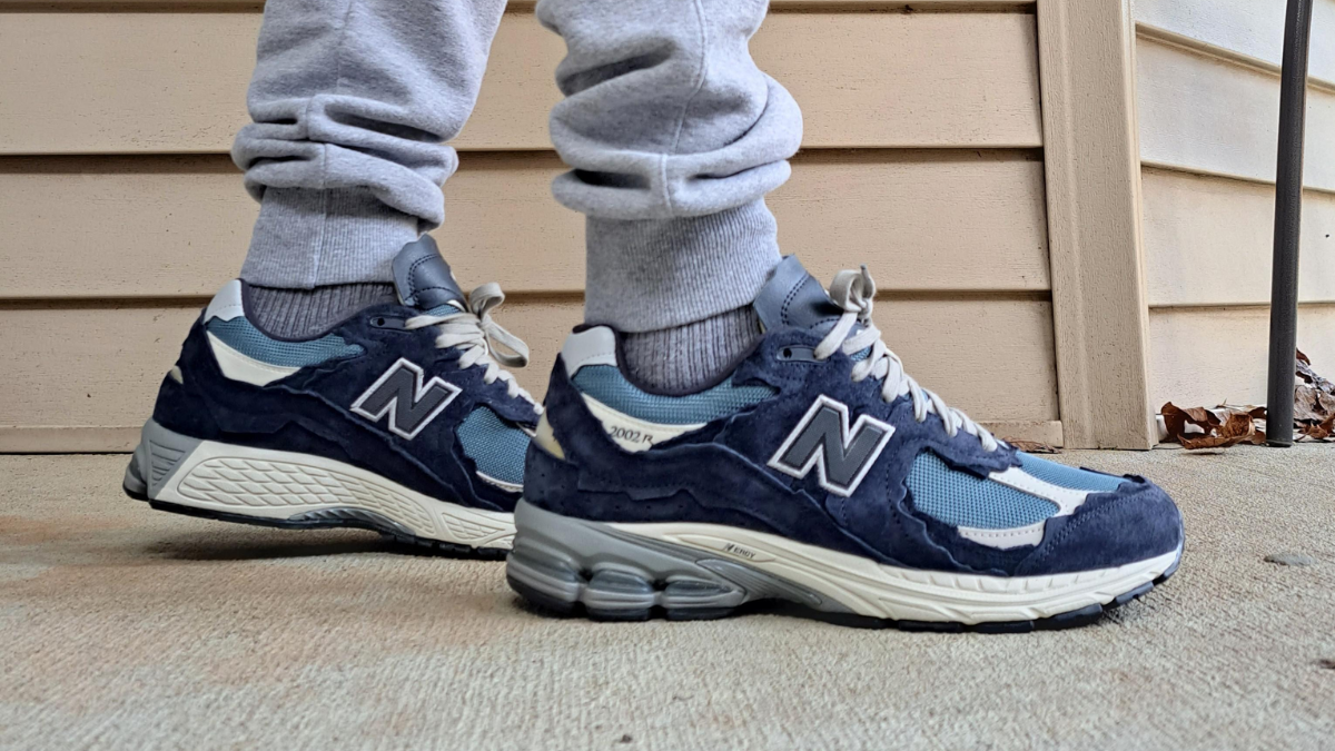 Bí kíp chọn size giày New Balance 2002R hoàn hảo cho đôi chân Hinh anh 6: Bi kip chon size giay New Balance 2002R hoan hao cho doi chan