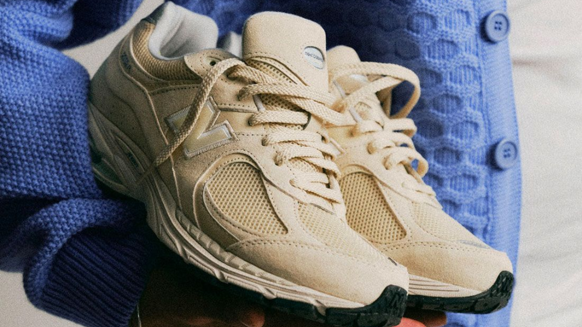 Bí kíp chọn size giày New Balance 2002R hoàn hảo cho đôi chân Hinh anh 7: Bi kip chon size giay New Balance 2002R hoan hao cho doi chan