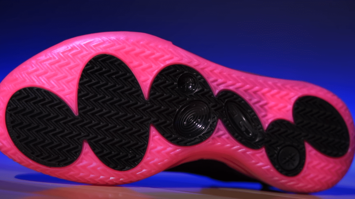 Review Wade All City 11: Liệu có nên mua? Hinh anh 2: Review Wade All City 11: Lieu co nen mua?