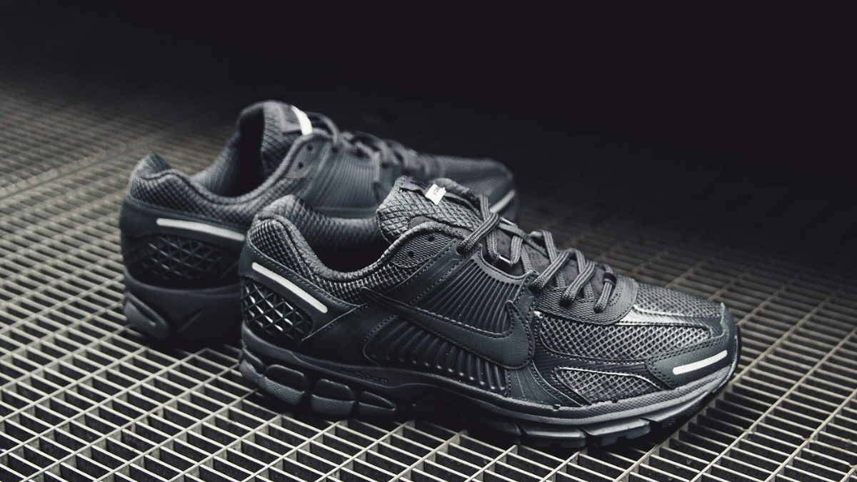 Hinh anh 2: Nike Vomero 5: Moi thu ban can biet ve size giay va cach phoi do