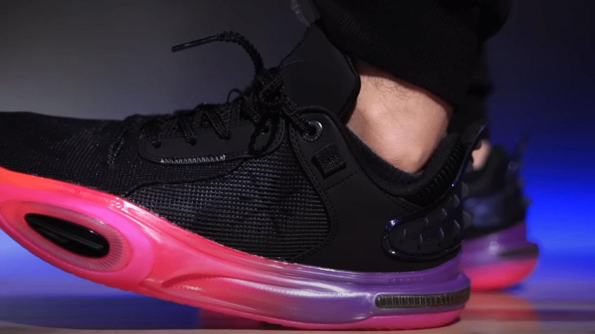 Review Wade All City 11: Liệu có nên mua? Hinh anh 4: Review Wade All City 11: Lieu co nen mua?