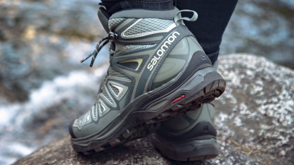 Giày leo núi có phù hợp cho việc sử dụng hàng ngày? Hinh anh 7: Giay leo nui co phu hop cho viec su dung hang ngay?