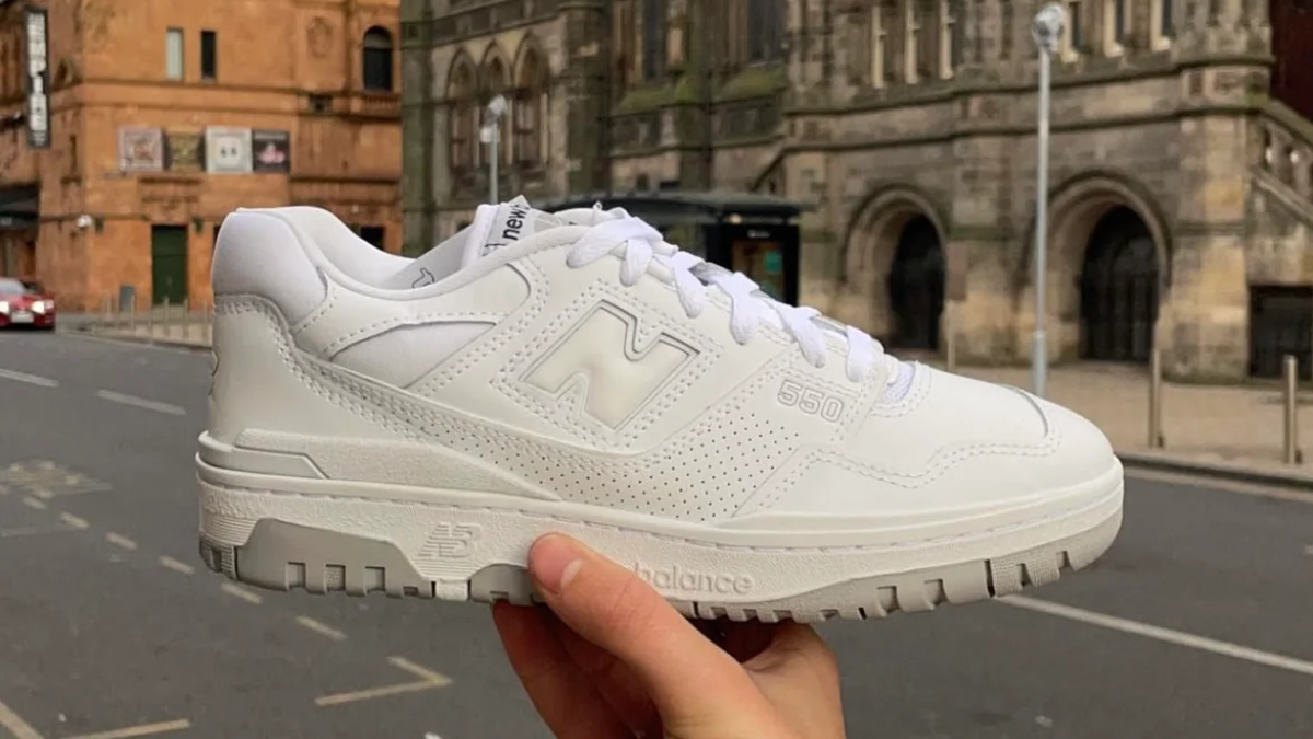 Hinh anh 1: Giai ma kich thuoc New Balance 550 - Bi kip chon size chuan xac