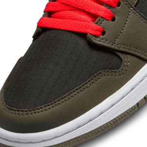 Giay Nike Air Jordan 1 Low SE 'Black Olive Crimson' DQ6076-002