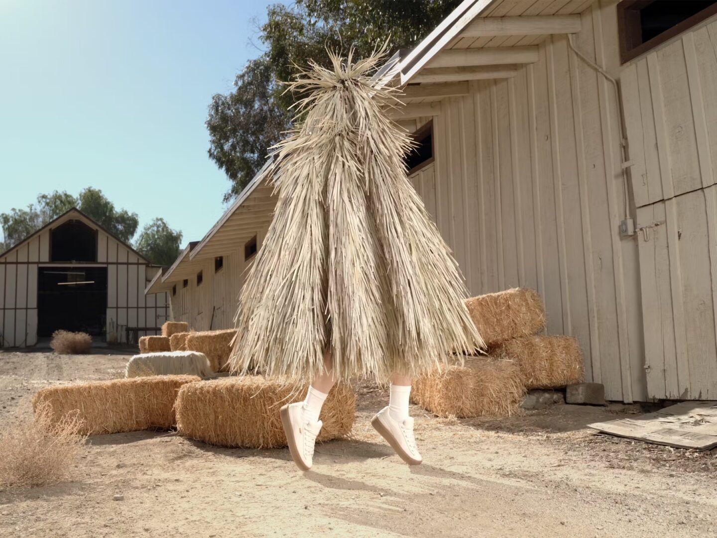 FENTY x PUMA CREEPER: Biểu tượng thời trang táo bạo Hinh anh 4: FENTY x PUMA CREEPER: Bieu tuong thoi trang tao bao