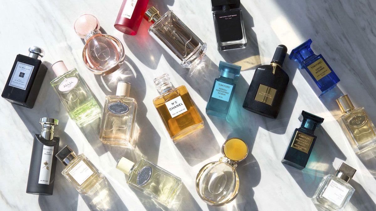 Top 10 chai nuoc hoa lam qua tang y nghia cho cac chang