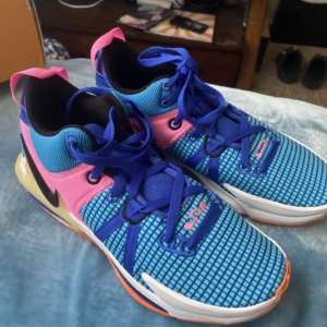 Giay Nike Lebron Witness VII 'Hyper Royal Blue' HF4796-405