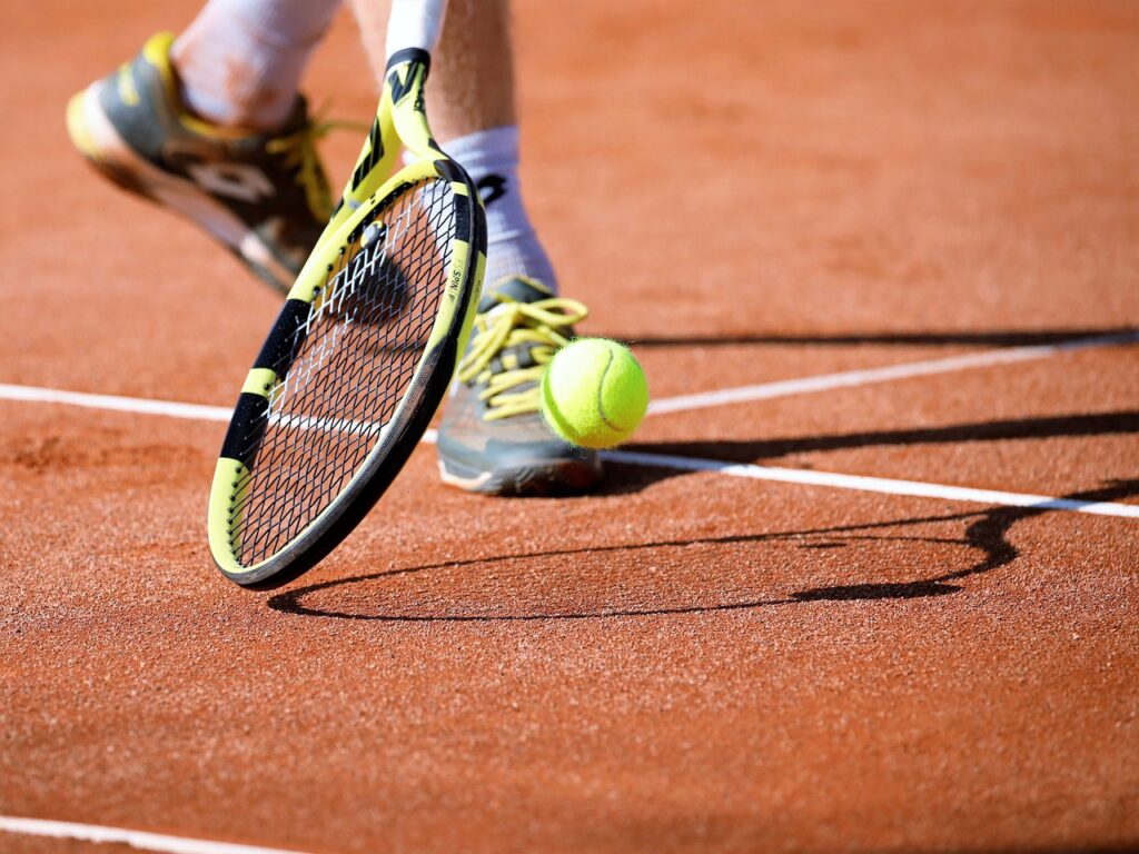 Hướng dẫn chọn giày Tennis cơ bản dành cho người mới bắt đầu