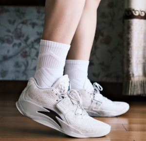 Giay Nike Air Jordan Zion 3 SE 'Light Bone' FN1714-040