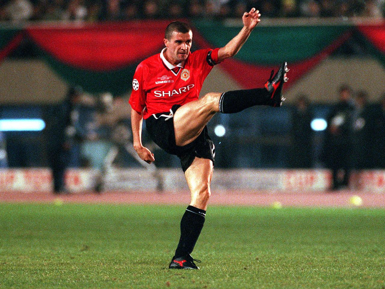 Những chiếc áo đấu bóng 90s đẹp nhất mọi thời đại (Phần 2) Hinh anh 4: Nhung chiec ao dau bong 90s dep nhat moi thoi dai (Phan 2)