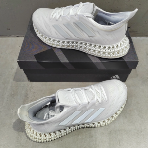 Giay Adidas Wmns 4DFWD 3 'White Reflective' IG8992