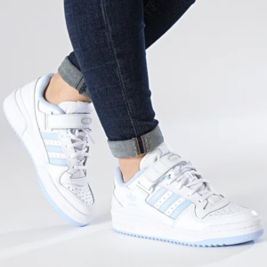 Giay Adidas Wmns Forum Low 'White Blue Dawn' HQ1913