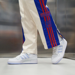 Giay Adidas Wmns Forum Low 'White Blue Dawn' HQ1913