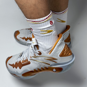 Giay Anta Shock Wave 5 'Immortality' 112331106-8