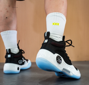 Giay Lining Way Of Wade 10 'Announcement' ABAS115-14