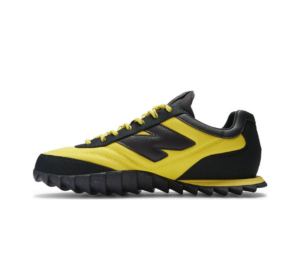 Giay New Balance x GANNI RC30 Trainers 'Black Yellow' URC30GA