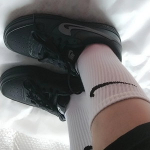 Giay Nike Air Force 1 Low GS Cut Out 'Black Grey' FQ2413-001