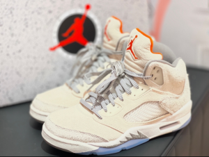 Giay Nike Air Jordan 5 Retro SE Craft GS 'Light' FD9220-180