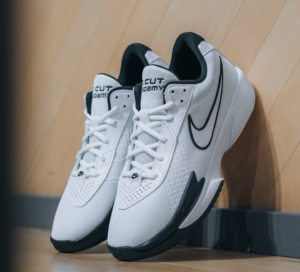 Giay Nike Air Zoom GT Cut Academy 'White Black' FB2599-100