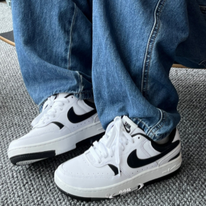 Giay Nike Wmns Gamma Force 'White Black' DX9176-100