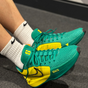 Giay Nike Wmns Sabrina 1 'Oregon Ducks' FQ3381-300