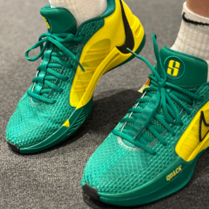 Giay Nike Wmns Sabrina 1 'Oregon Ducks' FQ3381-300