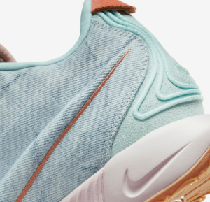 Giay Nike LeBron 21 'Aragonite' HF5467-300
