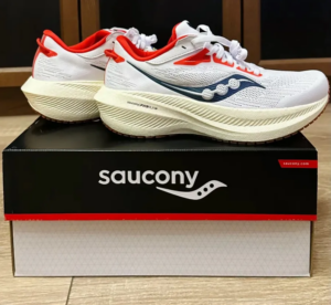 Giay Saucony Triumph 21 'Red White' S10881-136