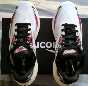 Giay Saucony Slay 2 'White Red' S28234-3