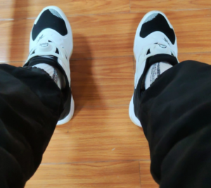 Giay Reebok Pump Court 'White Black' FV6083