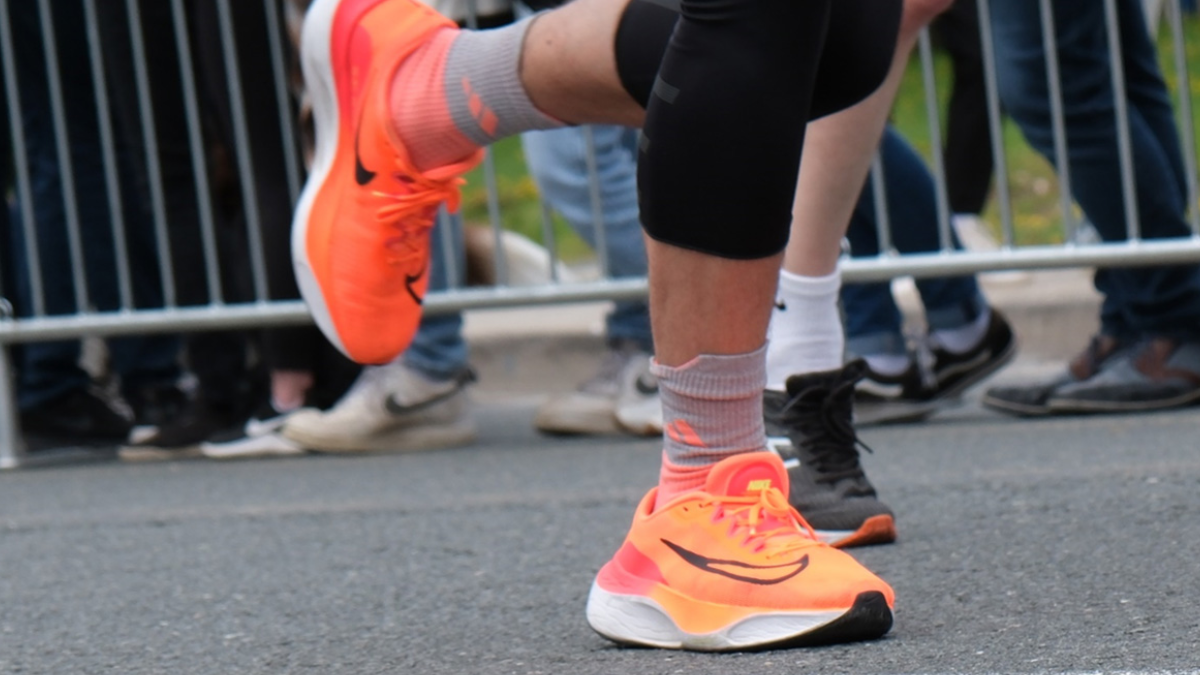 Review chi tiết Nike Zoom Fly 5: Liệu có xứng đáng để sở hữu? Hinh anh 10: Review chi tiet Nike Zoom Fly 5: Lieu co xung dang de so huu?