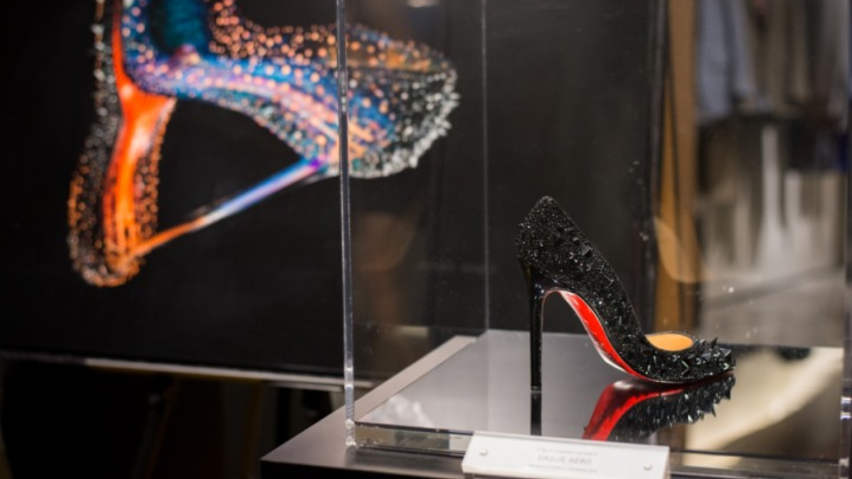 Khám phá những tuyệt tác giày xa xỉ đến từ Christian Louboutin Hinh anh 1: Kham pha nhung tuyet tac giay xa xi den tu Christian Louboutin