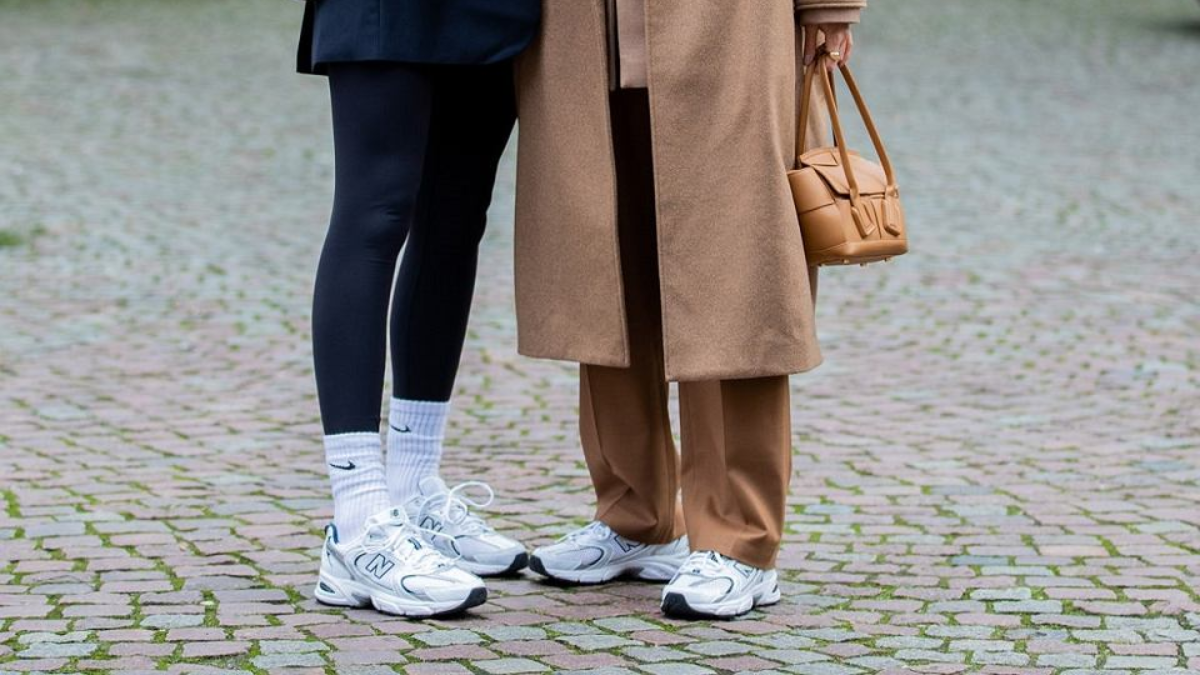 Top 7 mẫu giày đi bộ xuất sắc nhất 2024 cho bước chân thoải mái Hinh anh 4: Top 7 mau giay di bo xuat sac nhat 2024 cho buoc chan thoai mai